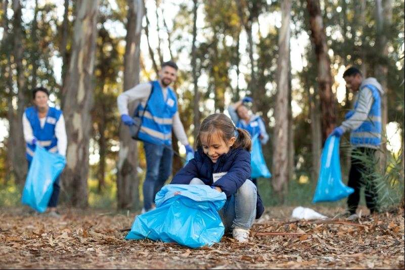 Galeria acao-de-limpeza-e-conscientizacao-ambiental